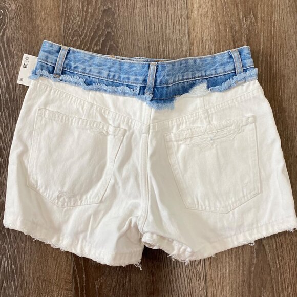 Zara Womens High-Waisted Two-Tone Denim Shorts Button Fly Frayed Hem USA Size 6 - Picture 7 of 7